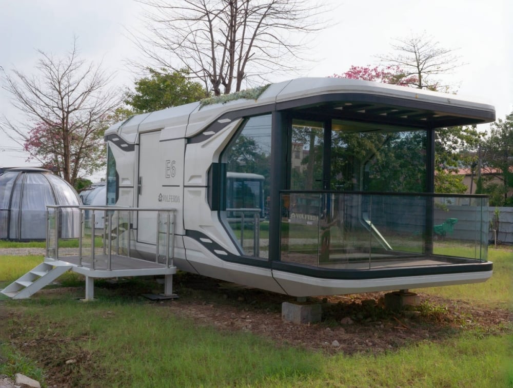 Capsule House E6