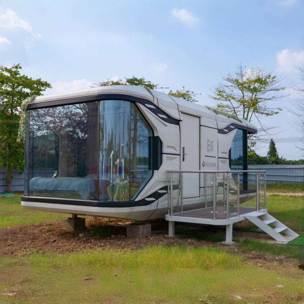 Capsule House E6